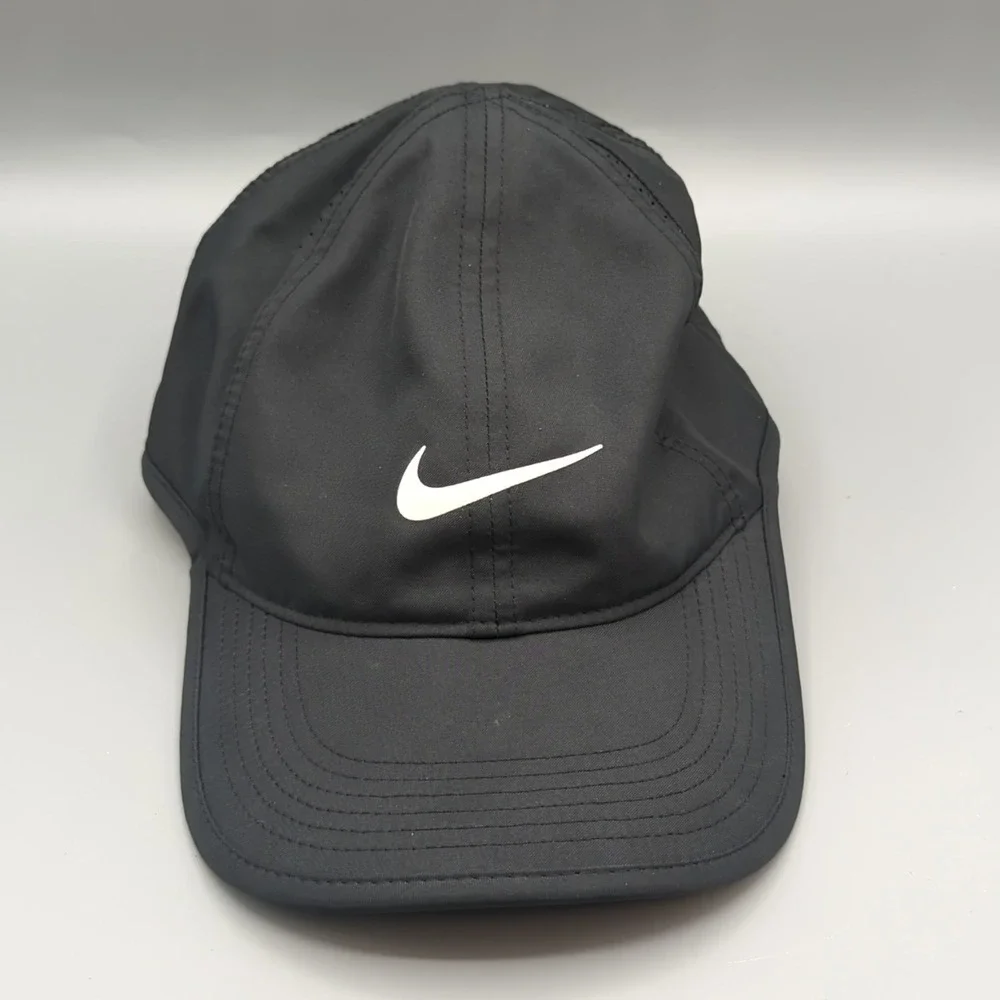 Nike Featherlight Dri-FIT Hat Cap Strap Back One Size Black Running Sports